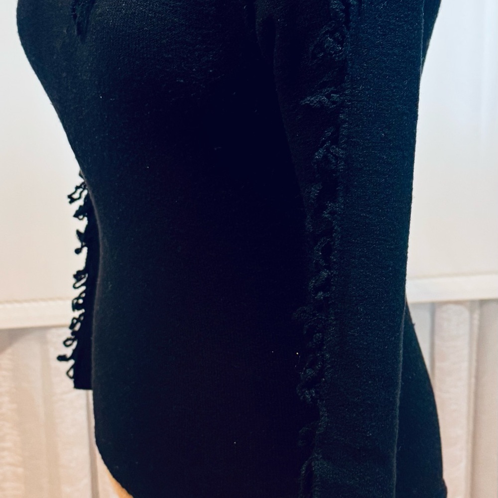Miss Black Fitted Cut Out Long Sleeve Sweater, size M - Picture 8 of 12